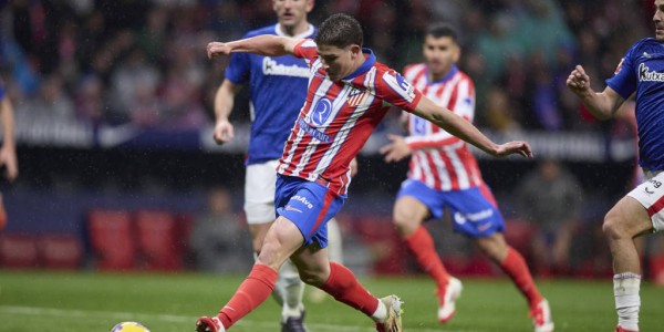 亚马尔因伤缺阵，巴萨迎战纽卡的战术新考验：拉菲尼亚将成关键棋子