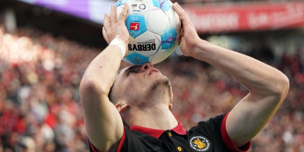 利物浦强硬拒绝拜仁巨额报价，路易斯·迪亚斯去留成焦点