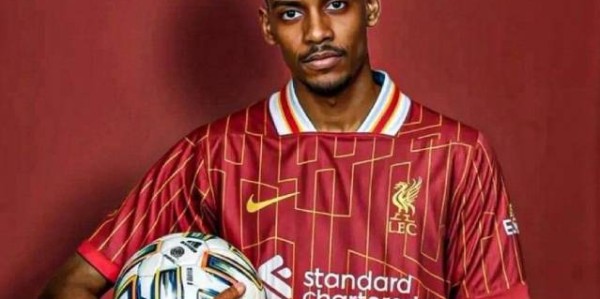 纽卡斯尔不忍了！埃迪豪表态炮轰伊萨克：表现不好就别想随队训练