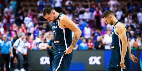 欧洲杯综述：东契奇39+8+9难换一胜 约基奇39分创纪录