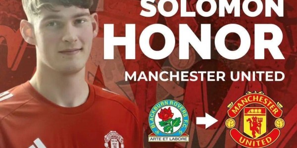 曼联官宣再签一小妖，兄弟齐聚卡林顿！夏窗清洗奥纳纳国米不回签